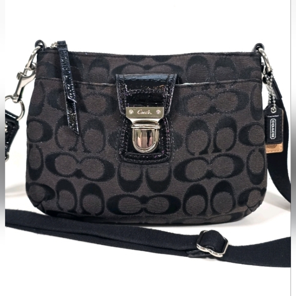 Coach Poppy Black Signature Canvas Swingpack Crossbody Bag Purse with 2 Hangtags